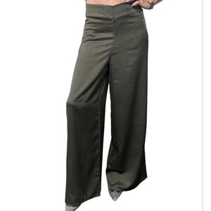 XTRIBE Olive Green Wide Leg Dress Pants Size Small | Minimalist Chic